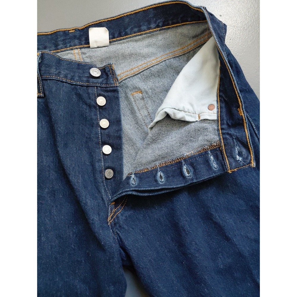 VTG Levi's 501xx Shrink to Fit Jeans 36x30 Raw Denim Mexico 2000s Dark Wash Y2K - Picture 4 of 16